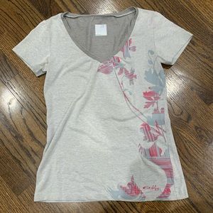 Oakley Short Sleeve Tshirt V neck Women’s XS